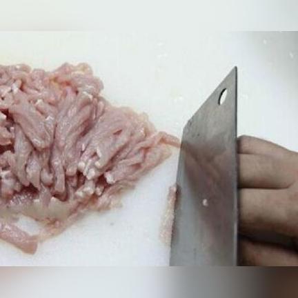 炒肉丝怎么炒不断水，如何使炒肉丝又嫩又好吃 
